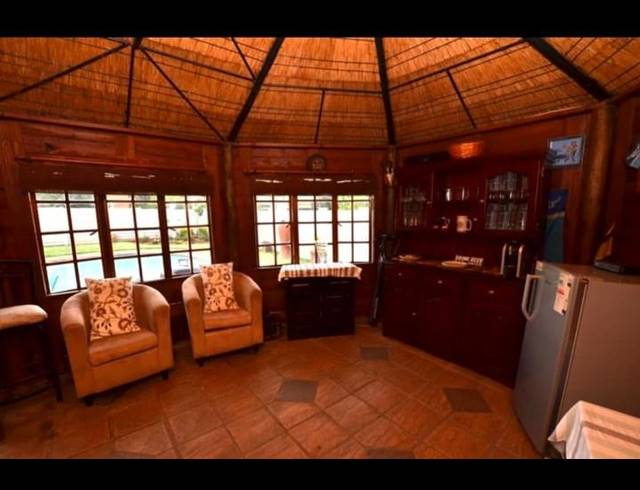2 BEDROOM HOUSE FOR SALE IN HEUWELOORD